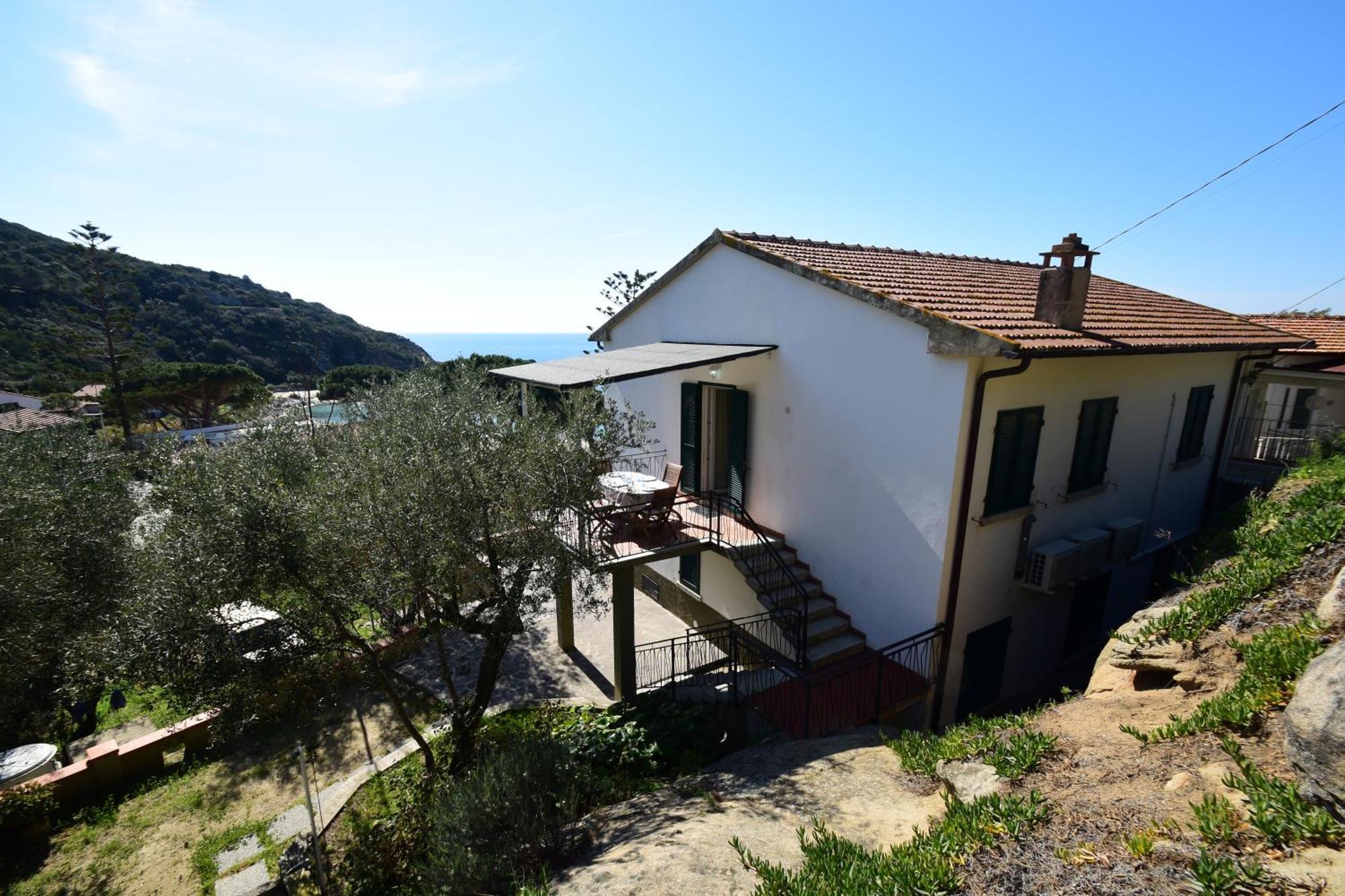 Appartamenti Cavoli - Vista Mare Con Terrazze, Clima E Posti Auto Spiaggia di Cavoli 外观 照片